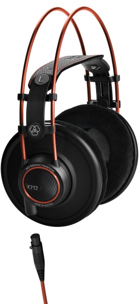 AKG K712