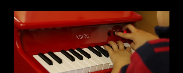 Korg tinyPIANO