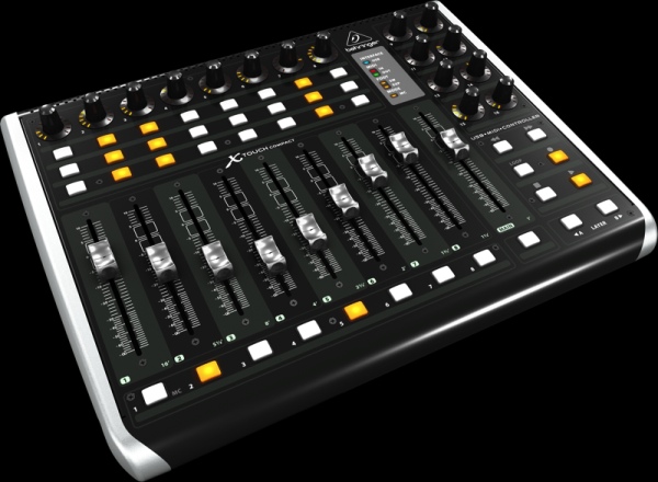 Behringer X-TOUCH COMPACT