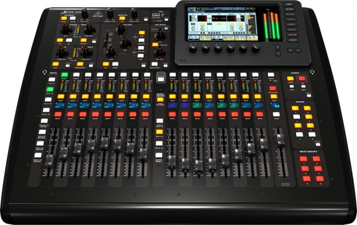 Behringer X32 compact