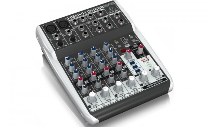 Behringer Xenyx QX602MP3