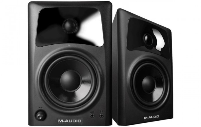 M-Audio AV42