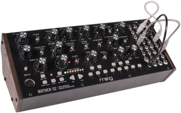 Moog Mother-32